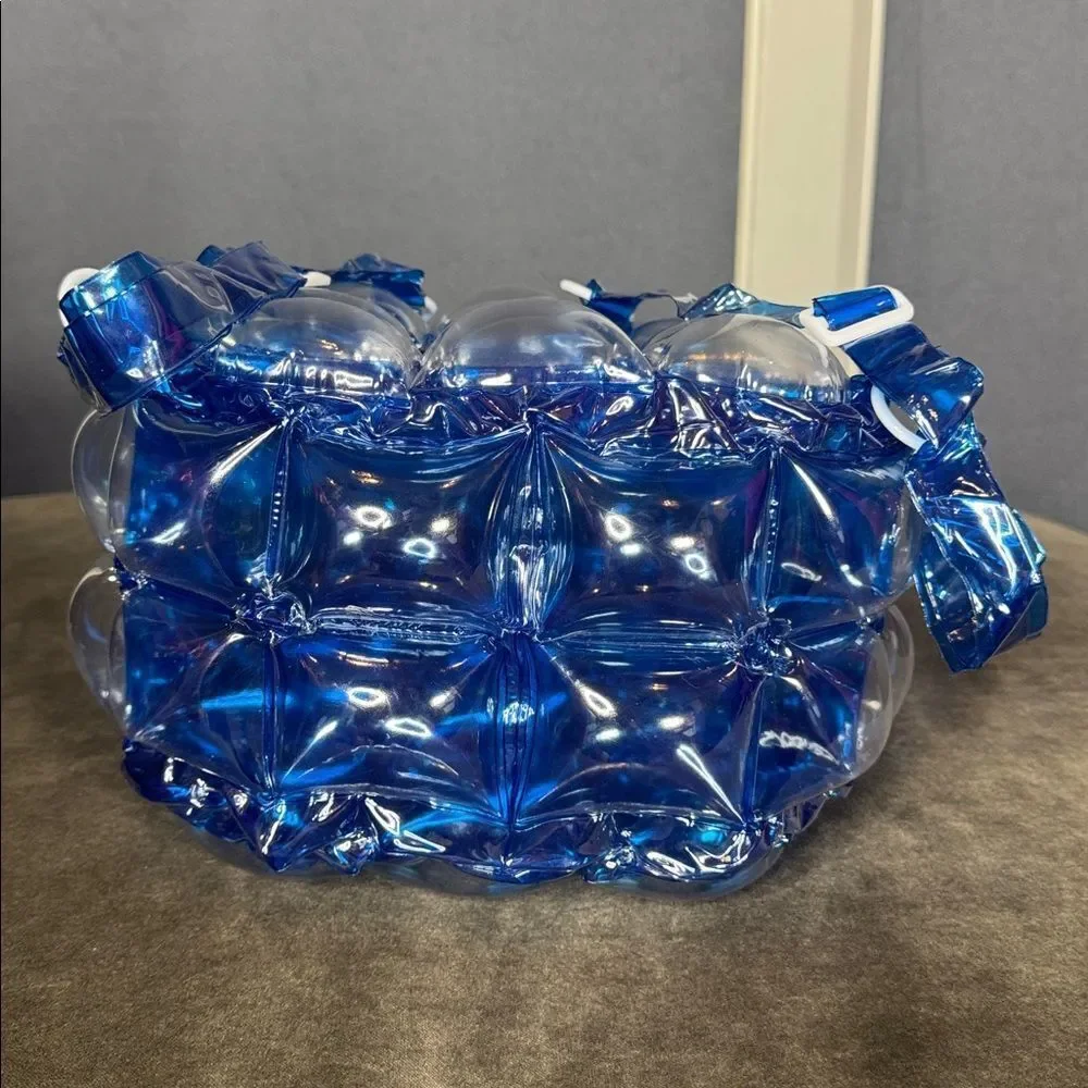 N/A blue inflatable